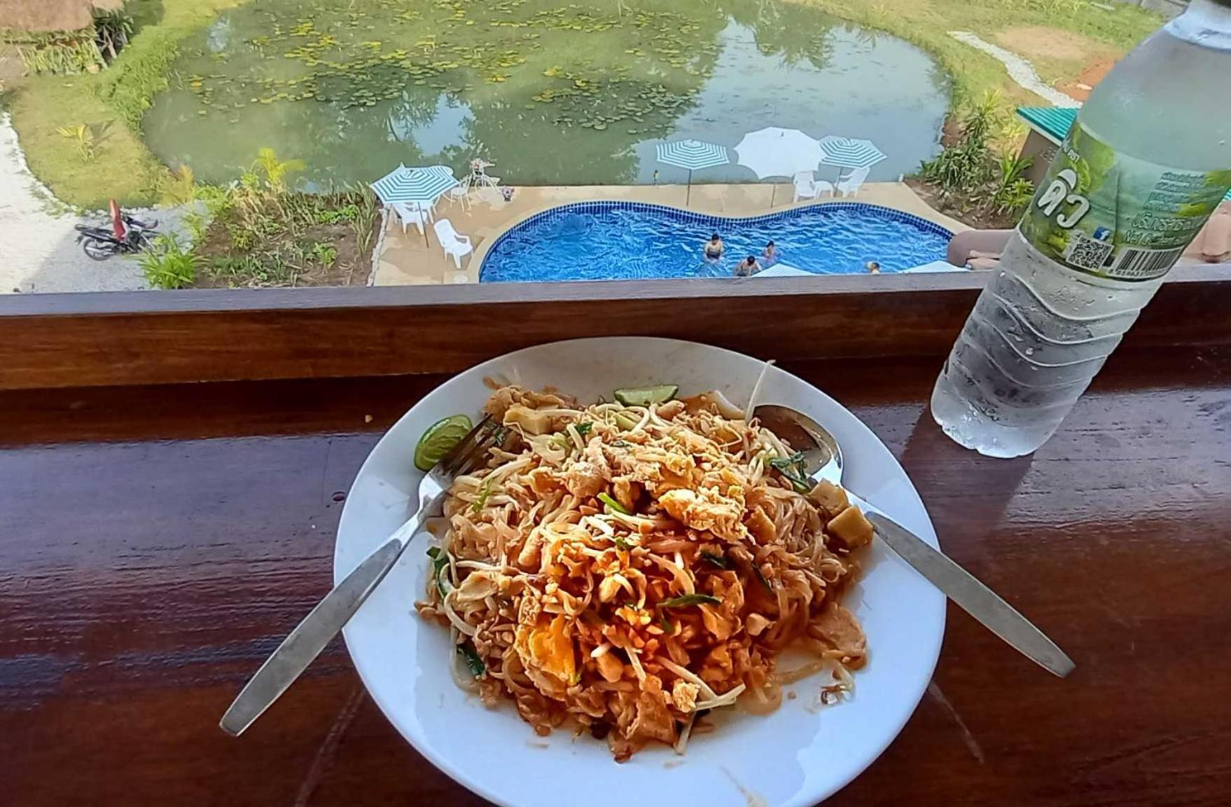 Bua Daeng Homestay Resort Kumphawapi Εξωτερικό φωτογραφία