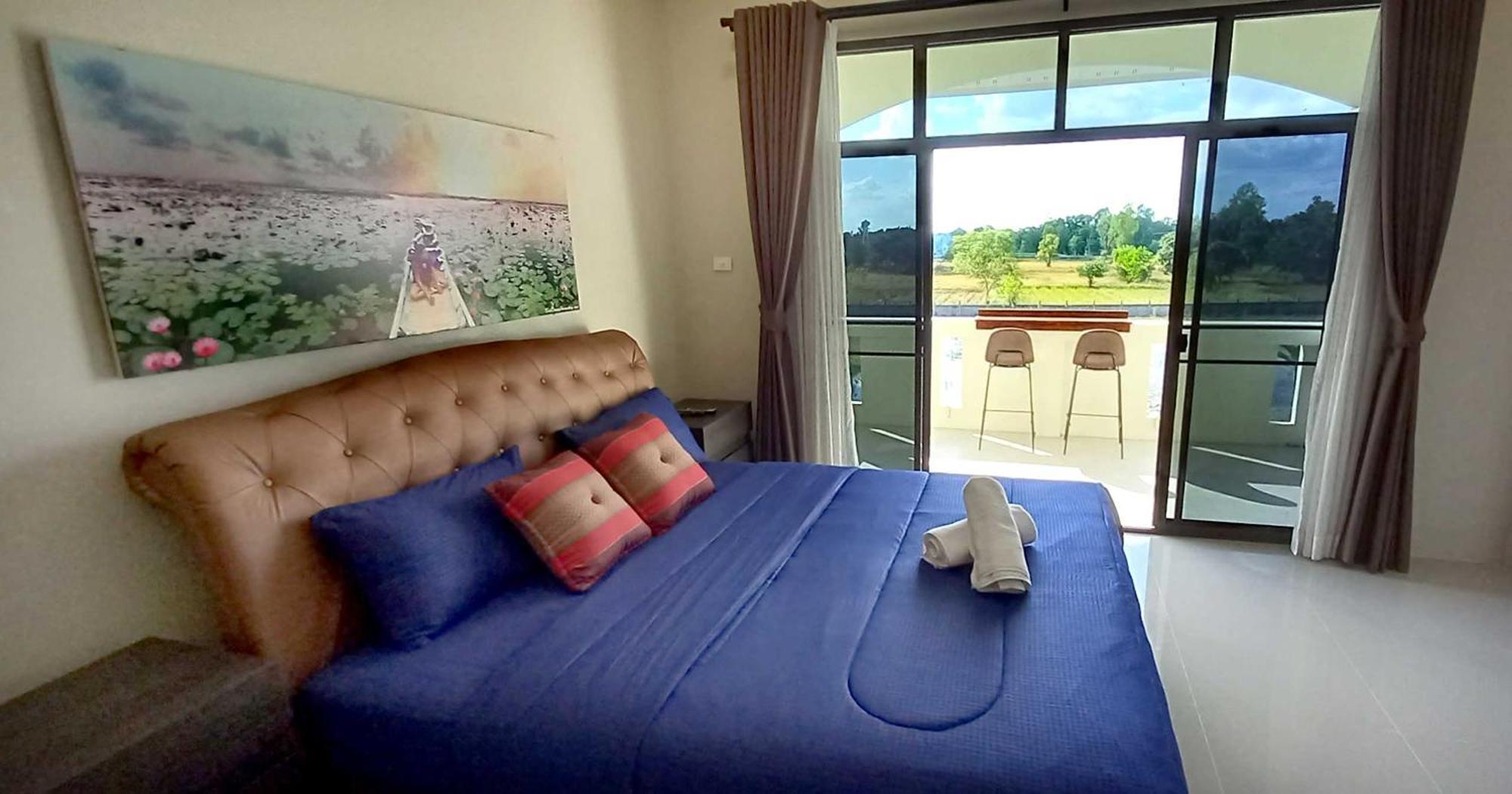 Bua Daeng Homestay Resort Kumphawapi Εξωτερικό φωτογραφία