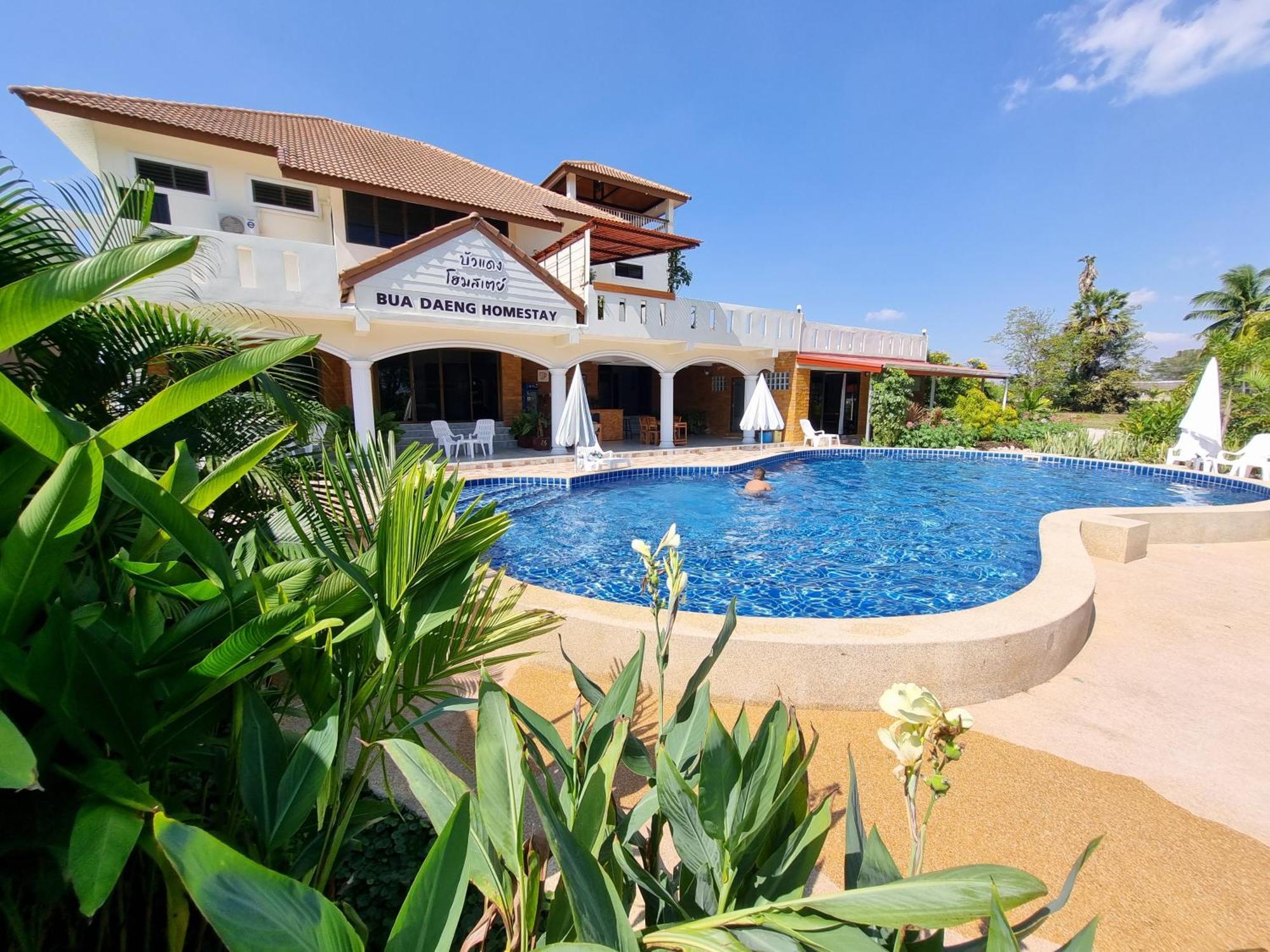 Bua Daeng Homestay Resort Kumphawapi Εξωτερικό φωτογραφία