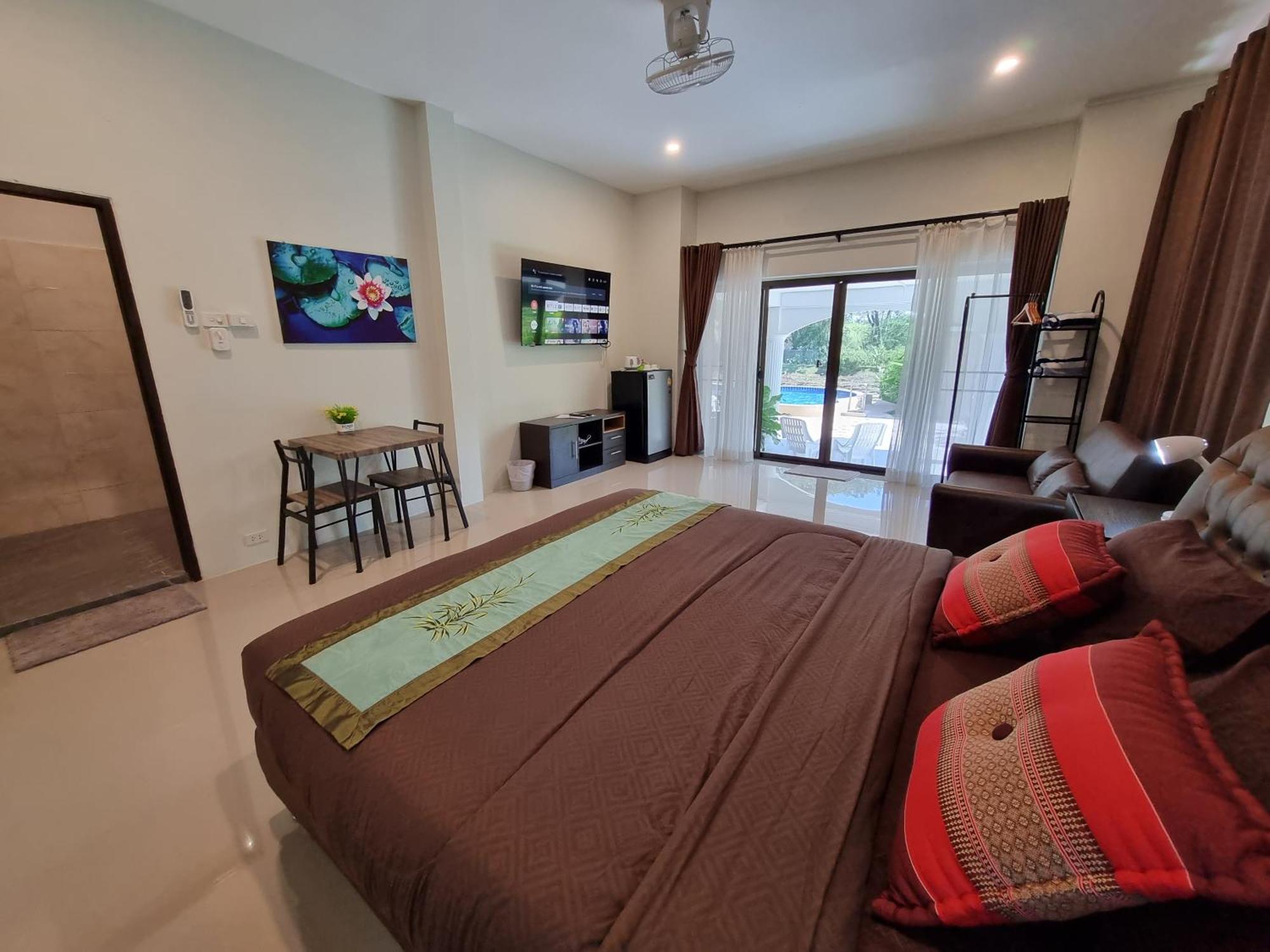Bua Daeng Homestay Resort Kumphawapi Εξωτερικό φωτογραφία