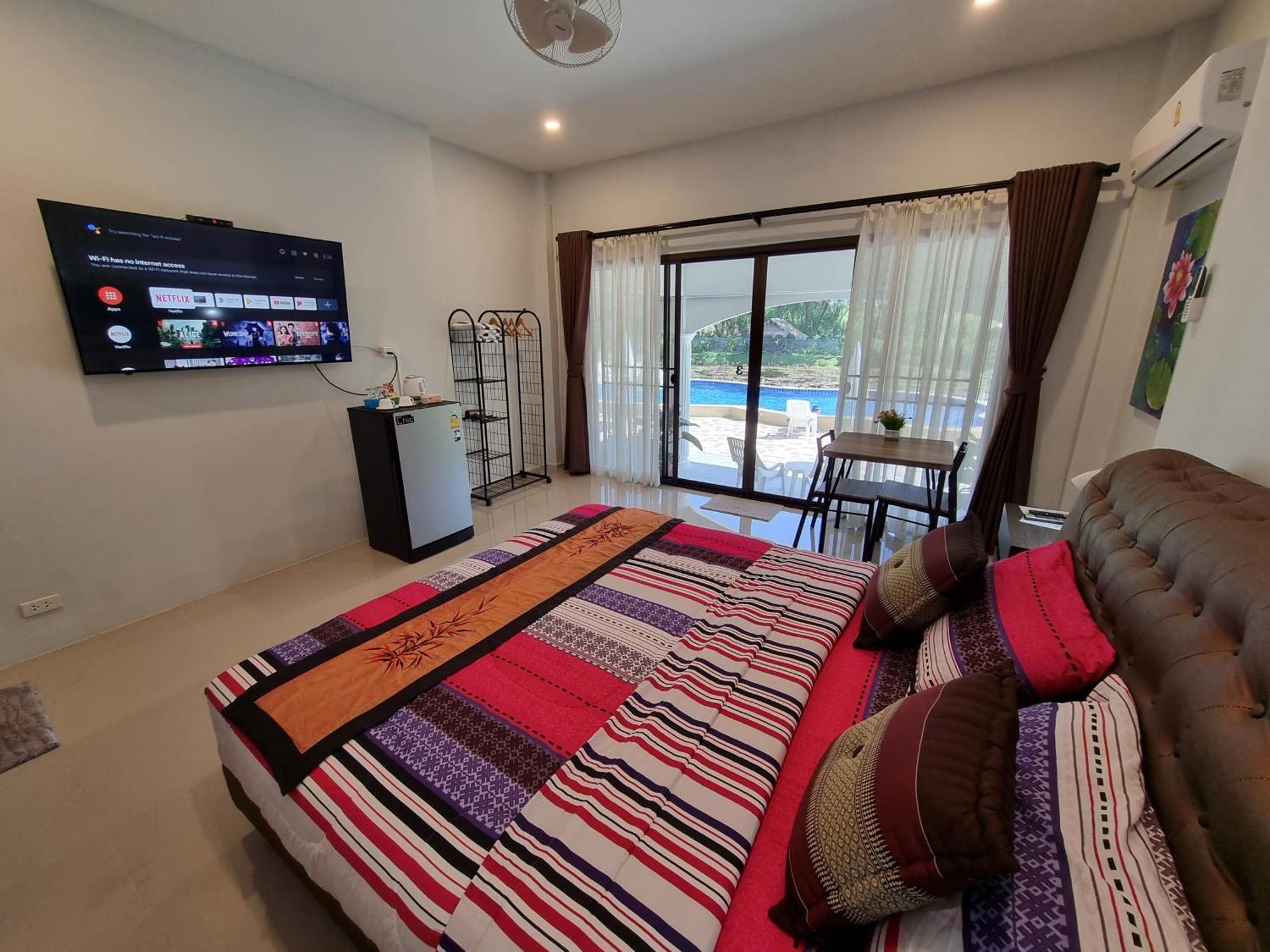 Bua Daeng Homestay Resort Kumphawapi Εξωτερικό φωτογραφία